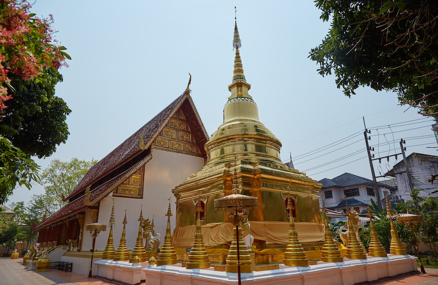 Wat Phra Singh Chiang Rai Stupa