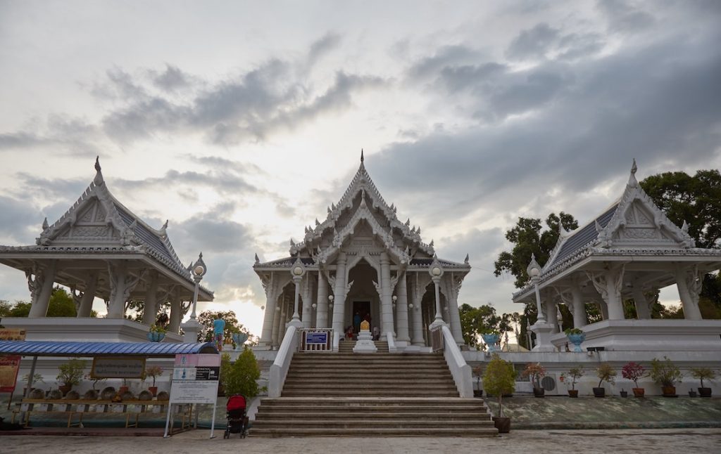 Krabi Wat Kaew Korawaram