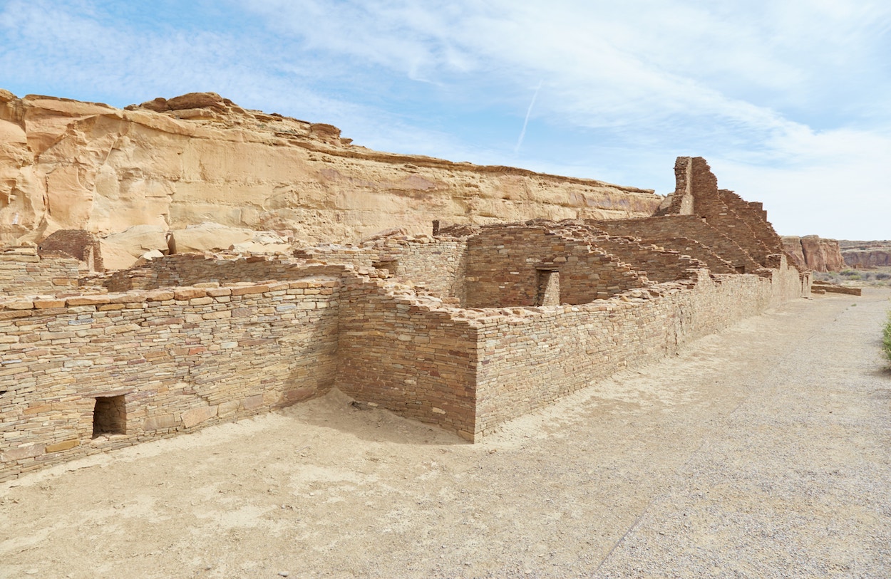 Chaco Canyon Guide Pueblo Bonito