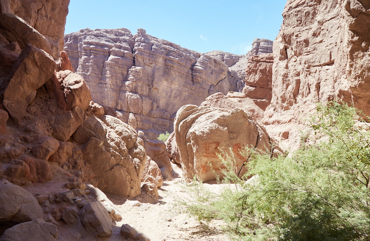 Ladder Canyon and Painted Canyon Loop Trail