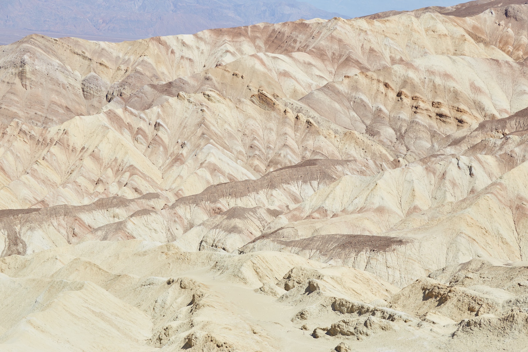 Hiking the Golden Canyon and Gower Gulch Loop