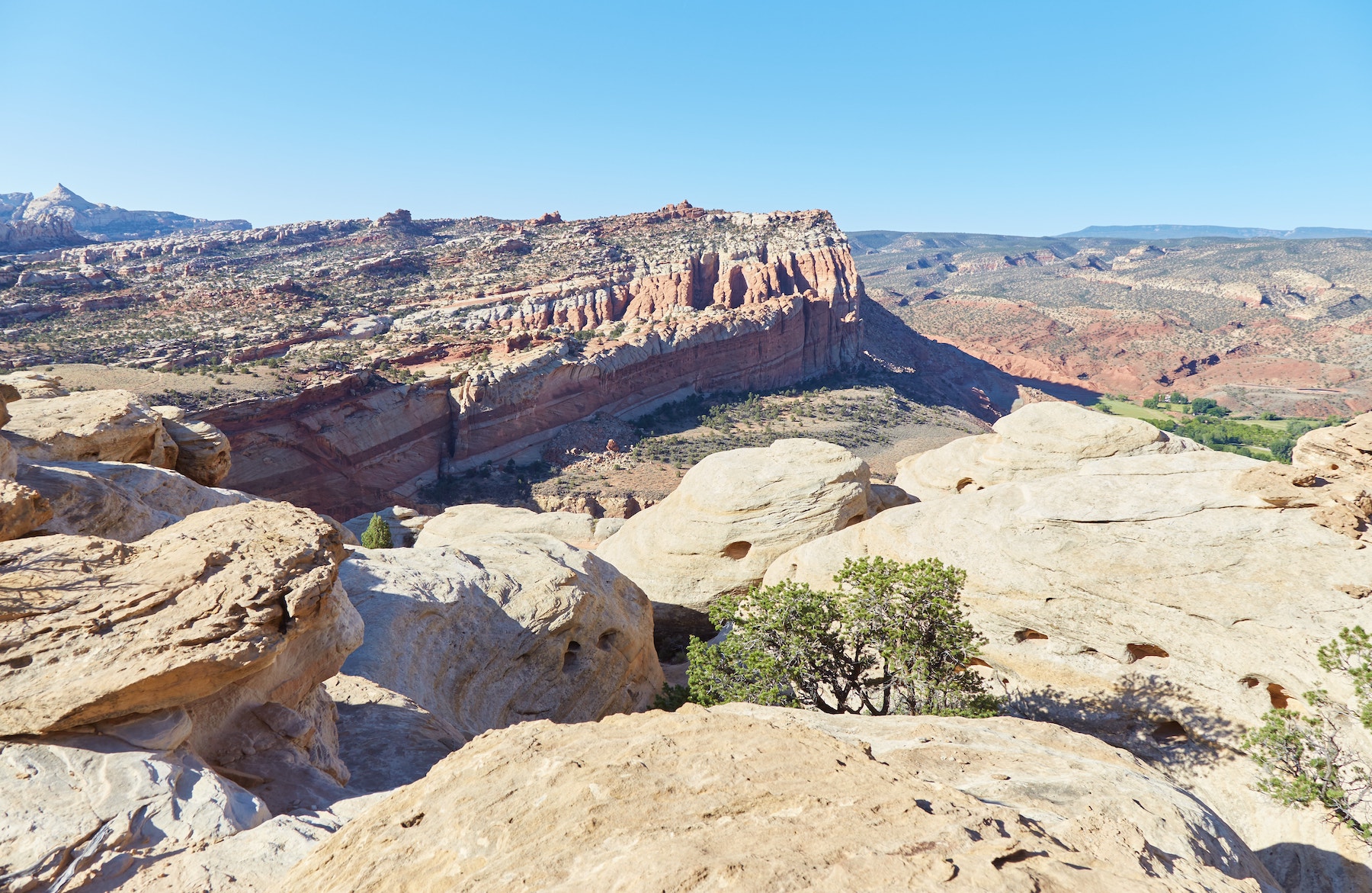 Hiking Navajo Knobs