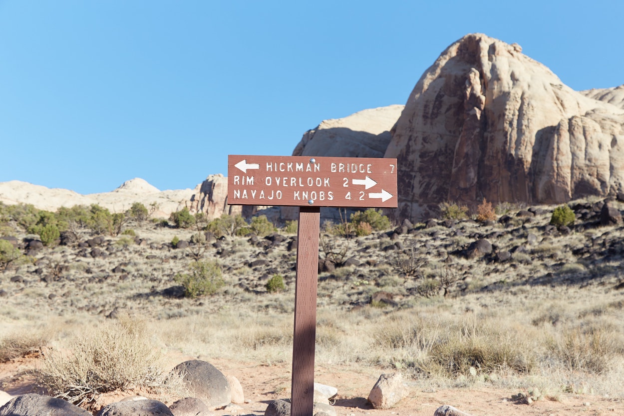 Hiking Navajo Knobs