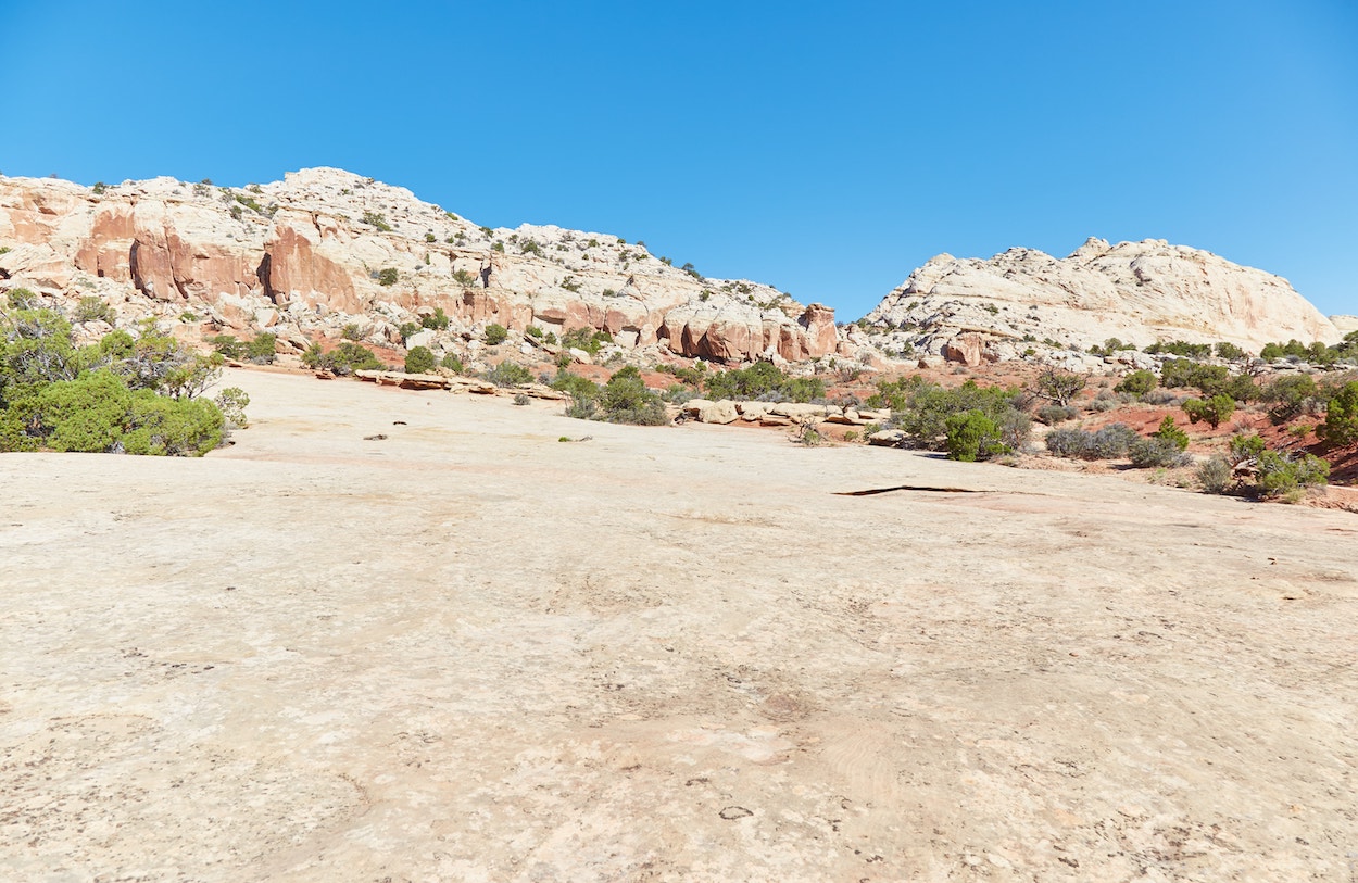 Hiking Navajo Knobs