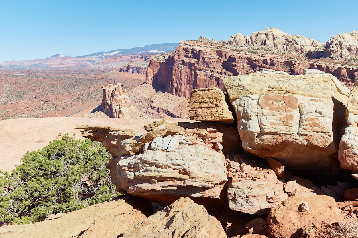 Hiking Navajo Knobs