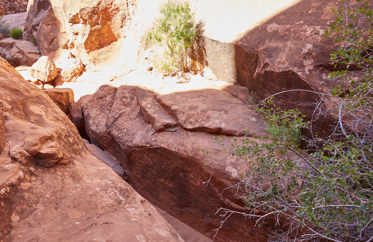 Hiking Fiery Furnace Arches