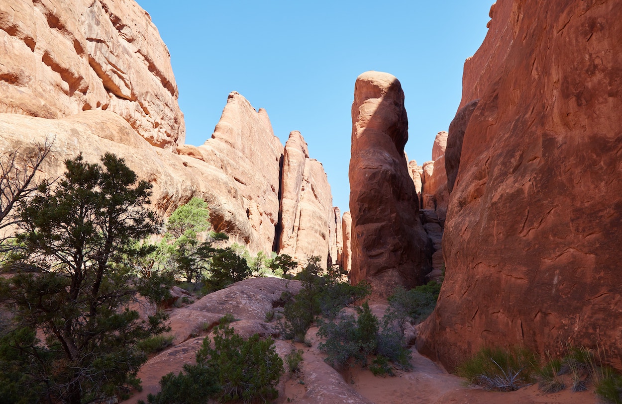 Hiking Fiery Furnace Arches