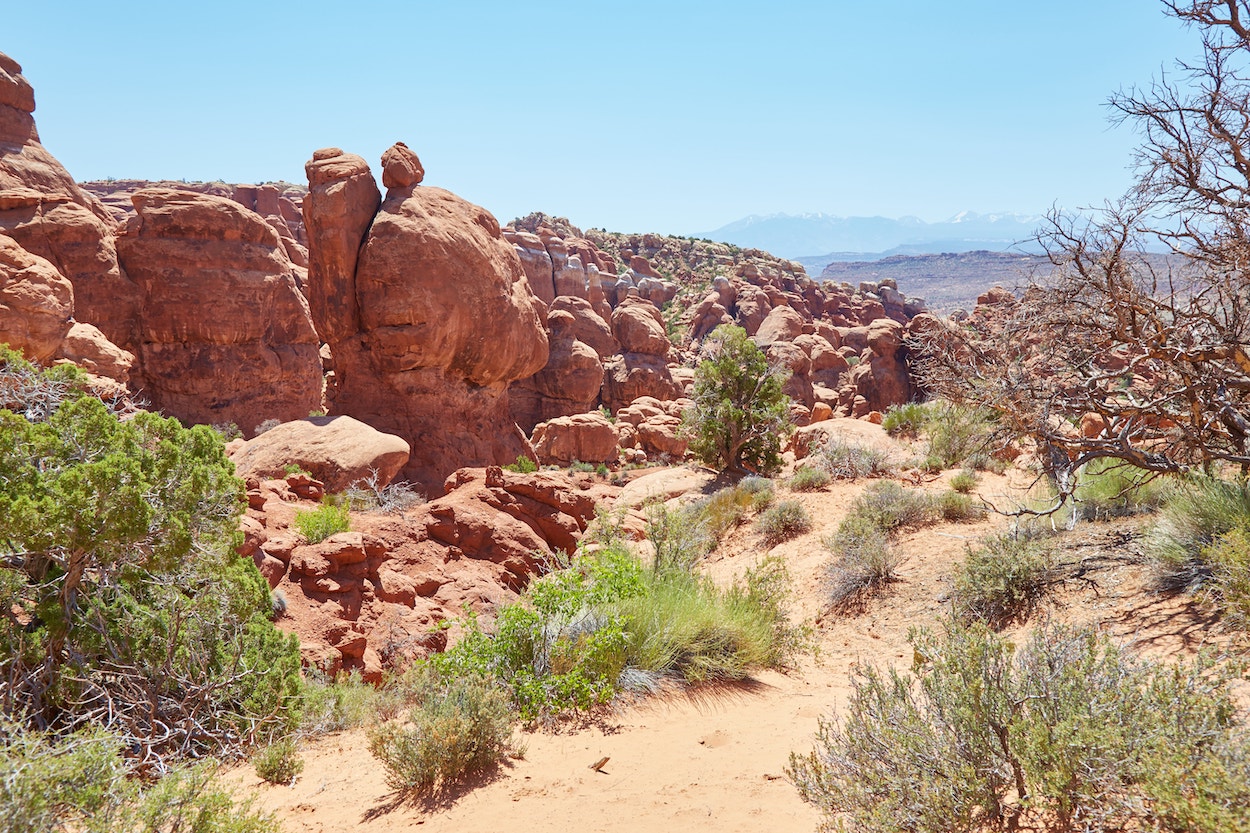 Hiking Fiery Furnace Arches